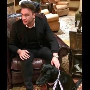 Meet your Posher, Gregory